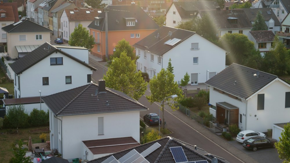 Luftbild einer Neubausiedlung